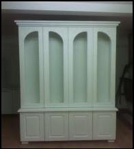 Namjetaj po mjeri-stilska vitrina u dnevnom boravku